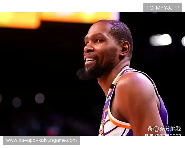 杜兰特采访中突然沉默：记者都尴尬