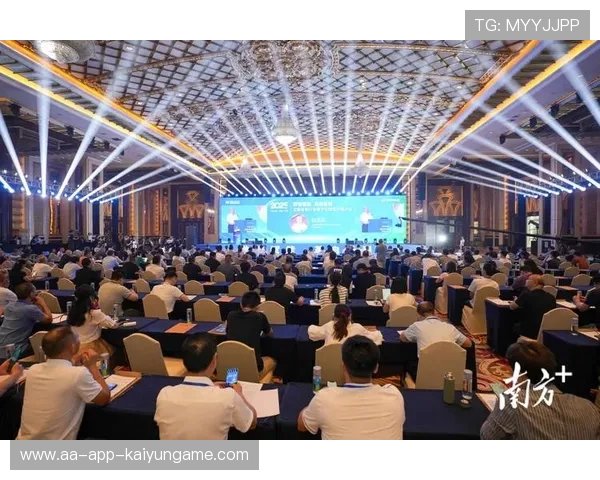 新闻中心聚焦数字化转型实践成果增强资本市场信心，聚焦数字化改革