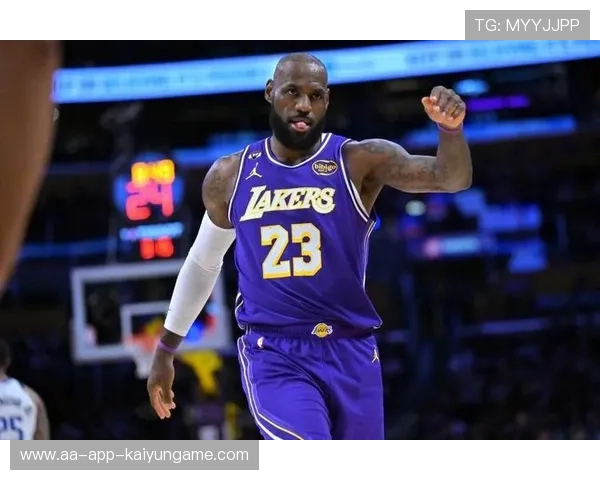 湖人通过交易补强尝试留住詹姆斯做最后努力